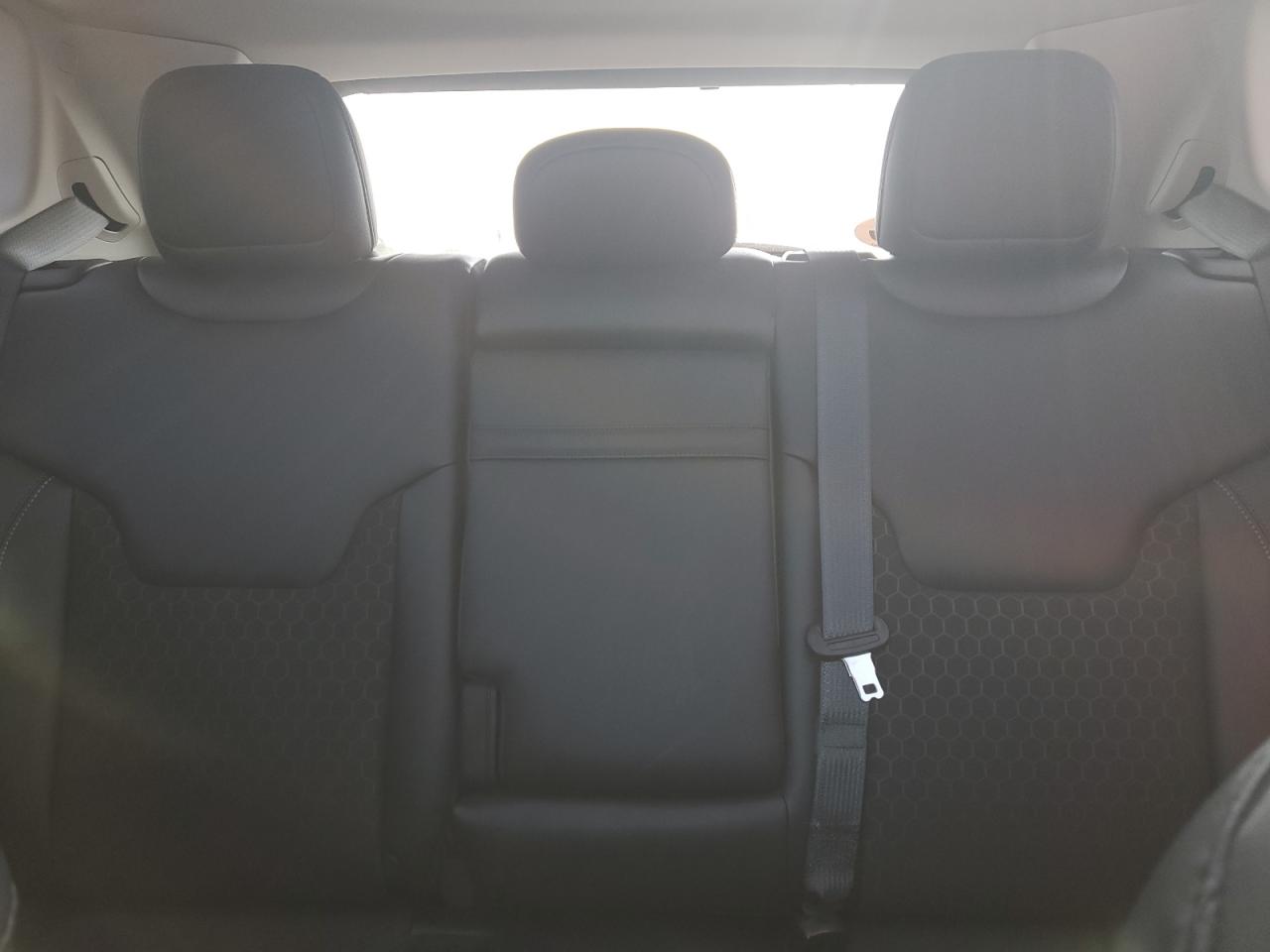 2018 Jeep Compass Latitude VIN: 3C4NJDBB6JT113741 Lot: 66722464