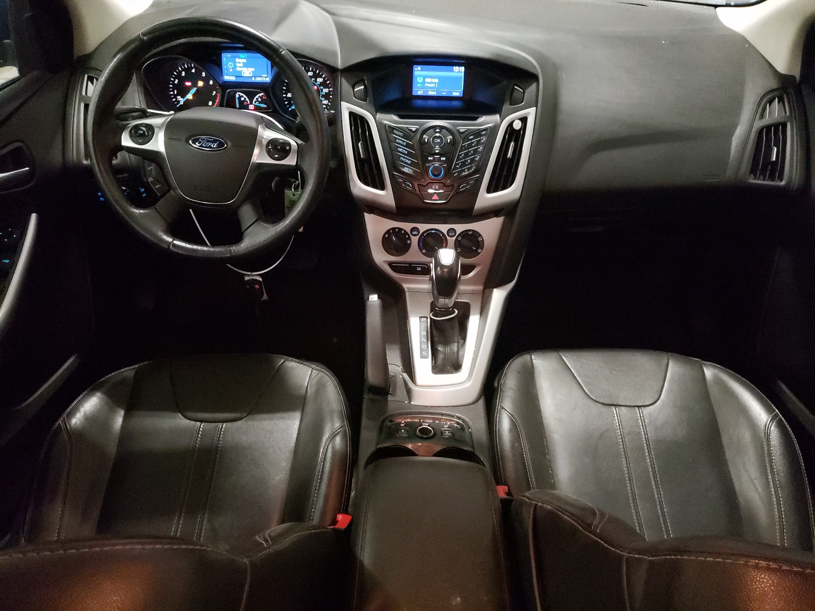 2014 Ford Focus Se vin: 1FADP3F2XEL439127