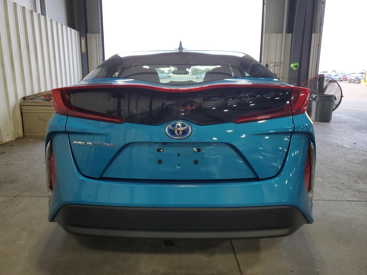 2018 Toyota Prius Prime VIN: JTDKARFP8J3081862 Lot: 65752504