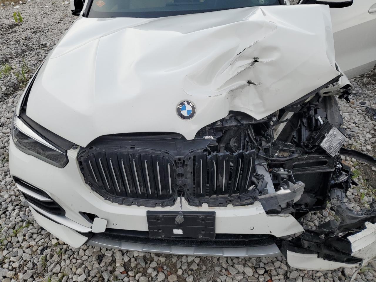 5UXCR6C05M9F28976 2021 BMW X5 xDrive40I