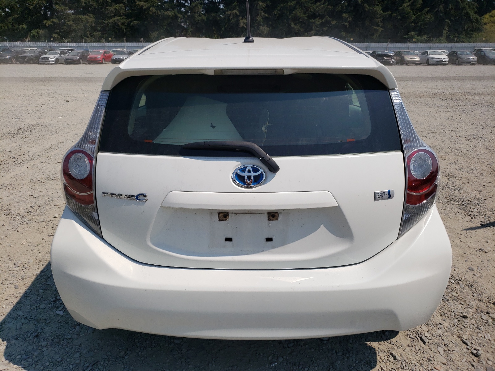 2014 Toyota Prius C vin: JTDKDTB34E1568601