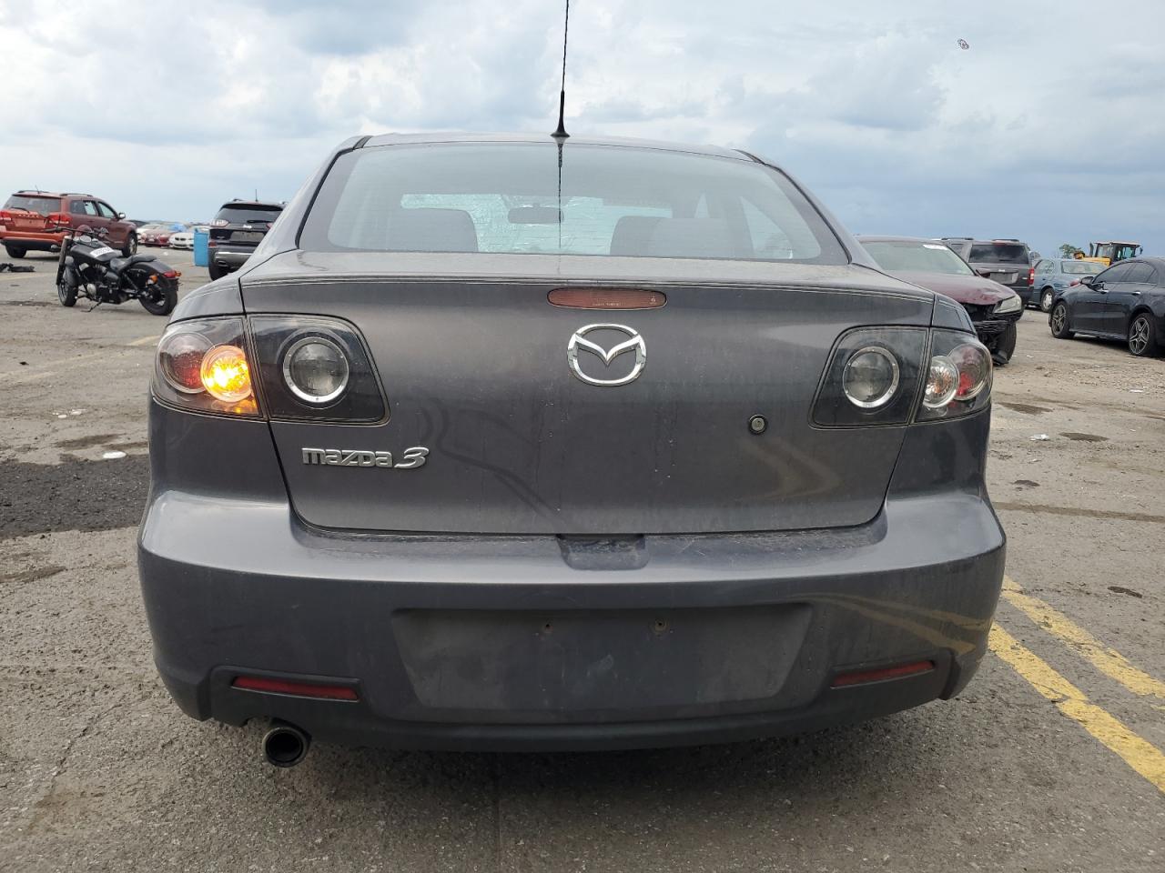 2007 Mazda 3 I VIN: JM1BK32F071714933 Lot: 65878564