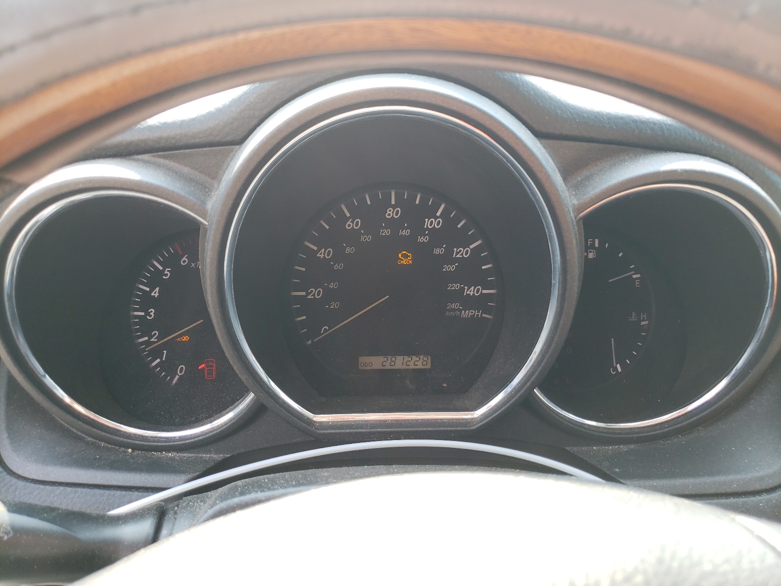 2T2GA31U64C010649 2004 Lexus Rx 330