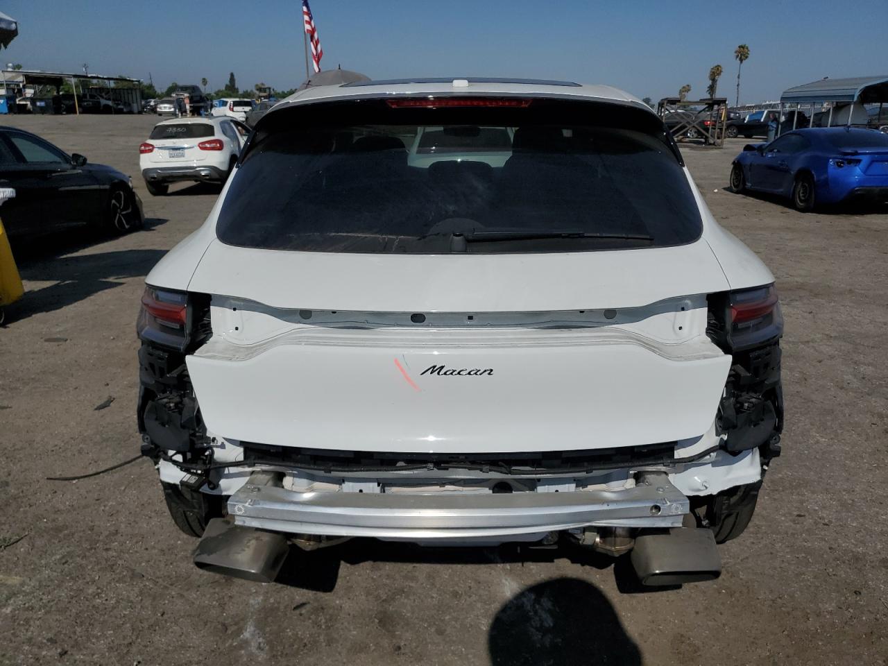 2024 Porsche Macan Base VIN: WP1AA2A51RLB06927 Lot: 60393314