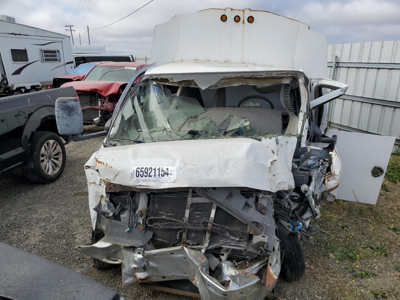 2006 GMC Savana Cutaway G3500 VIN: 1GDJG312261250856 Lot: 65921154