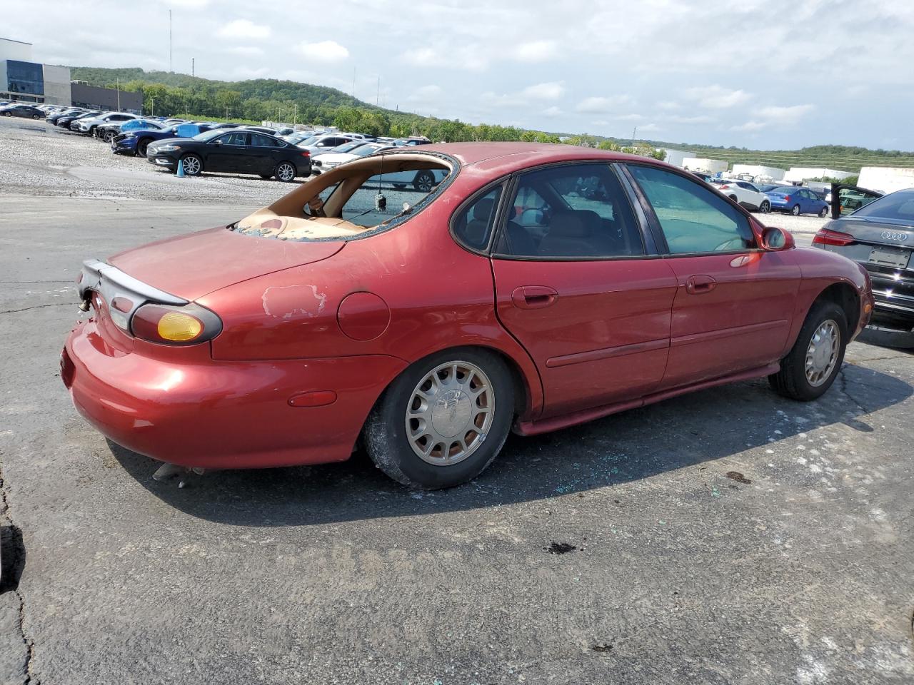1997 Ford Taurus - Image 3