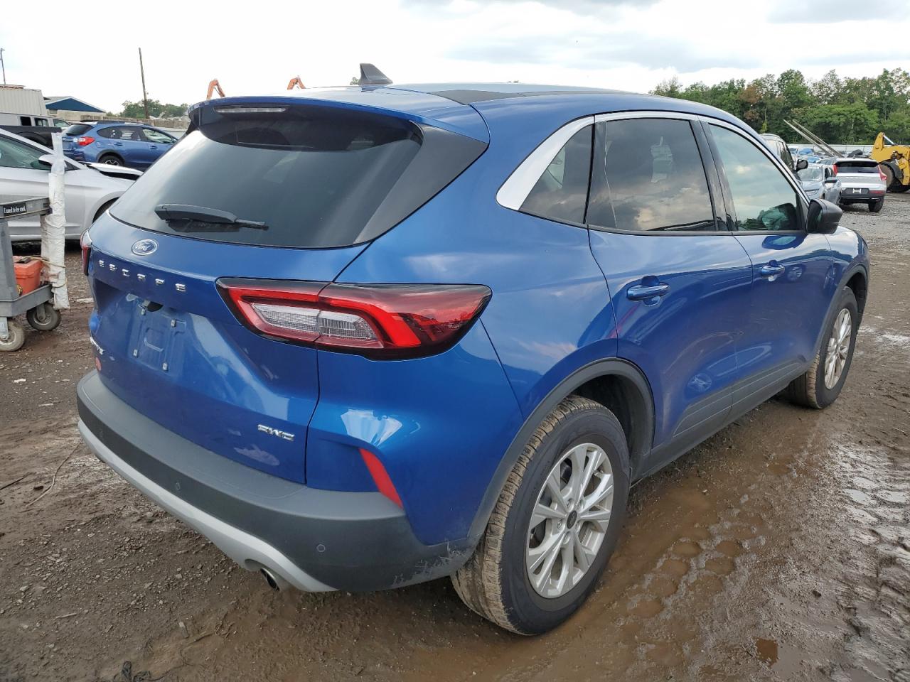 2023 Ford Escape - Image 3