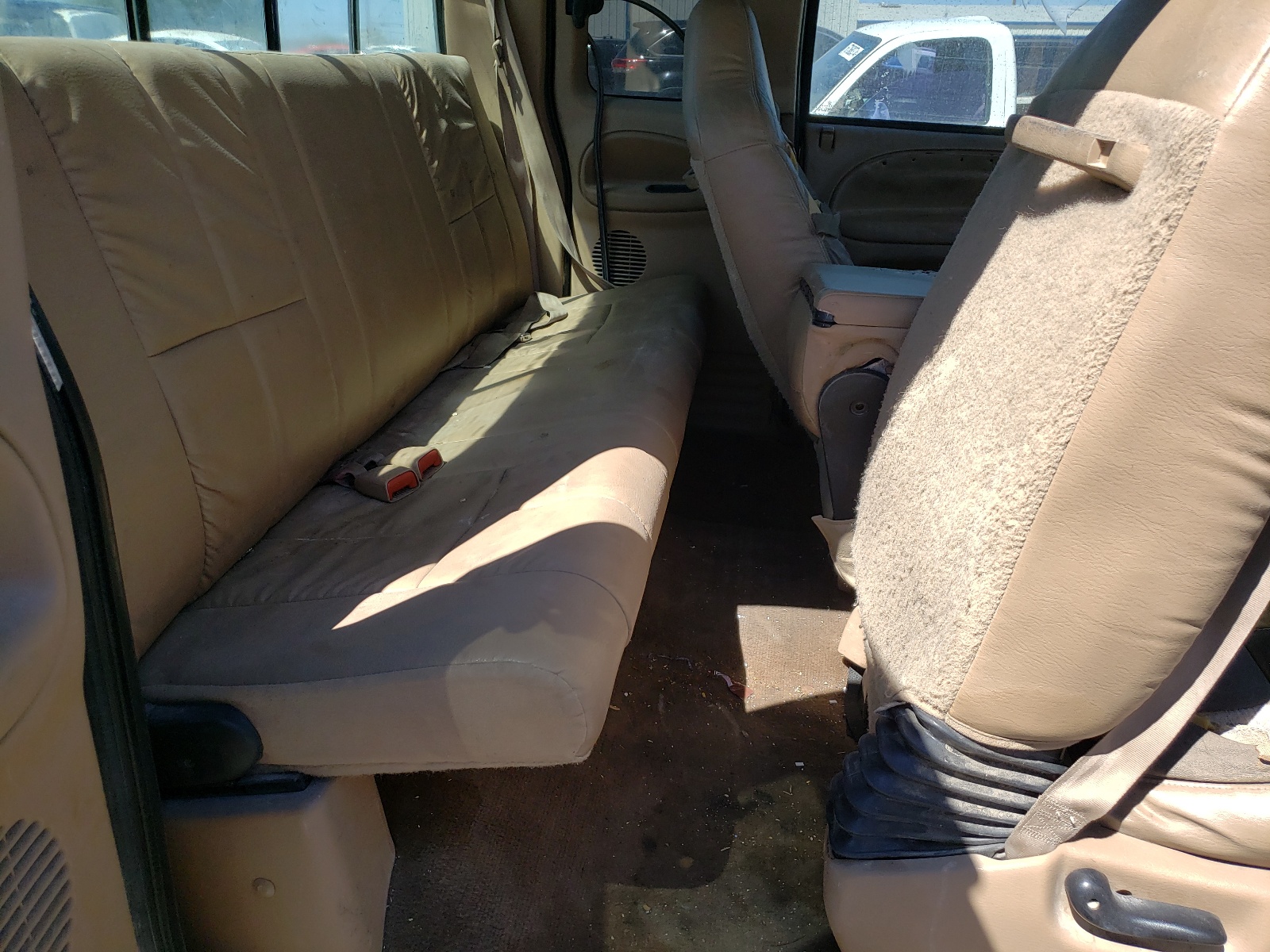 3B7HC13Z1WG199588 1998 Dodge Ram 1500