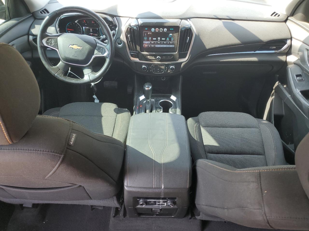 1GNERGKW7KJ268392 2019 Chevrolet Traverse Lt