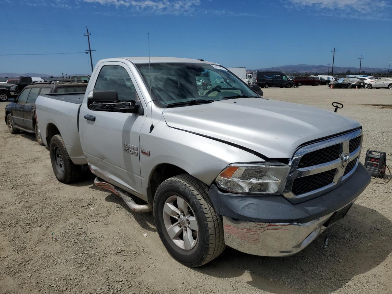 3C6JR6AT7HG640176 2017 Ram 1500 St