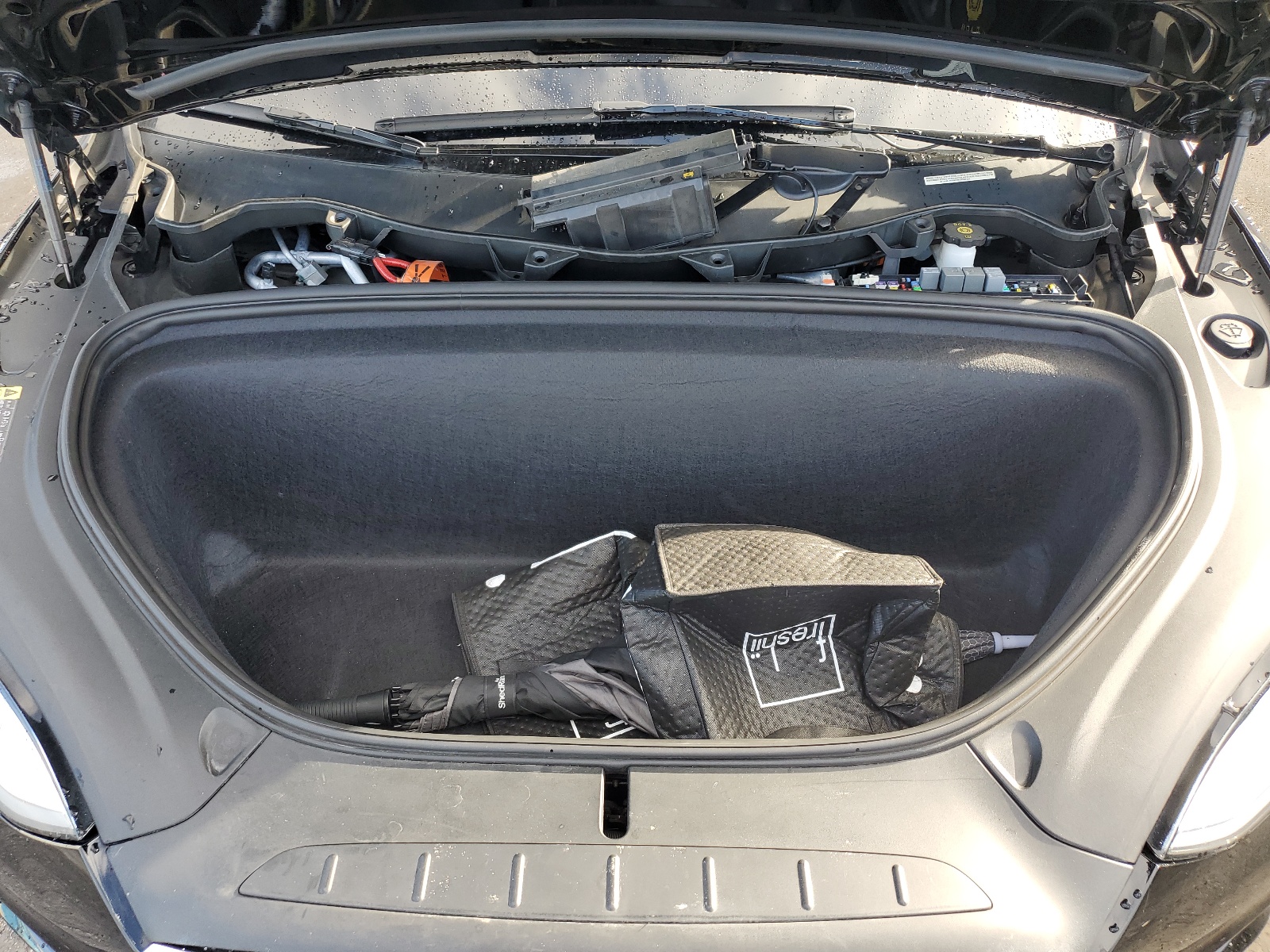 5YJXCAE27JF110942 Tesla Model X 2018. Фото: 11