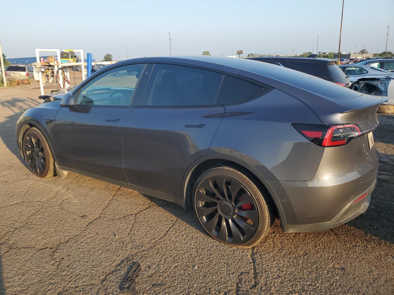 7SAYGDEF0NF555271 2022 TESLA MODEL Y - Image 2