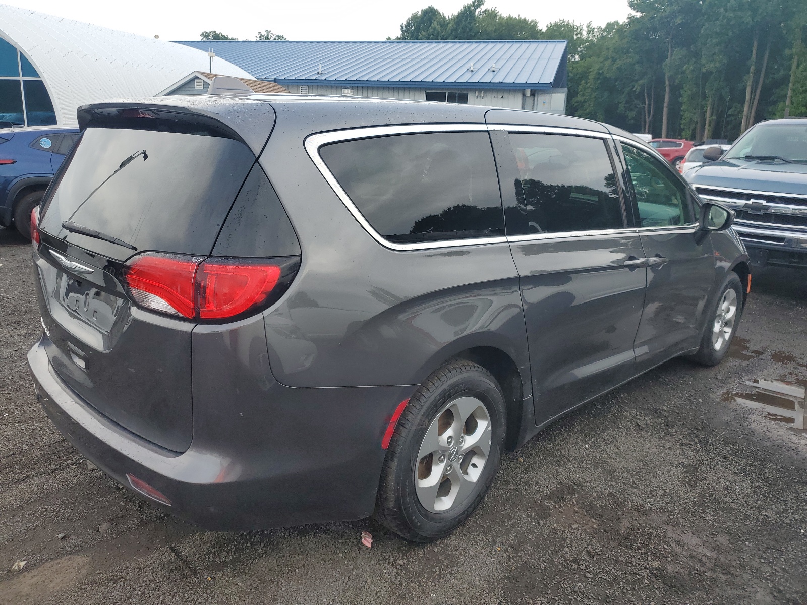 2017 Chrysler Pacifica Lx vin: 2C4RC1CG5HR521617