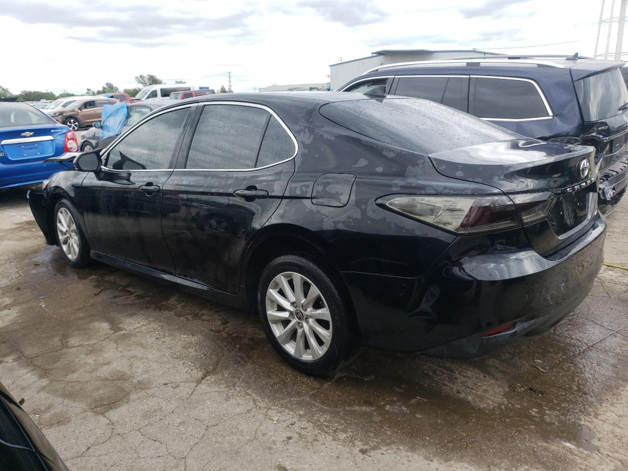 4T1C11AK2LU389023 2020 TOYOTA CAMRY - Image 2