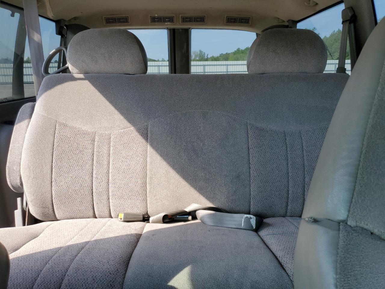 2001 Chevrolet Astro VIN: 1GNEL19W31B139935 Lot: 65523414