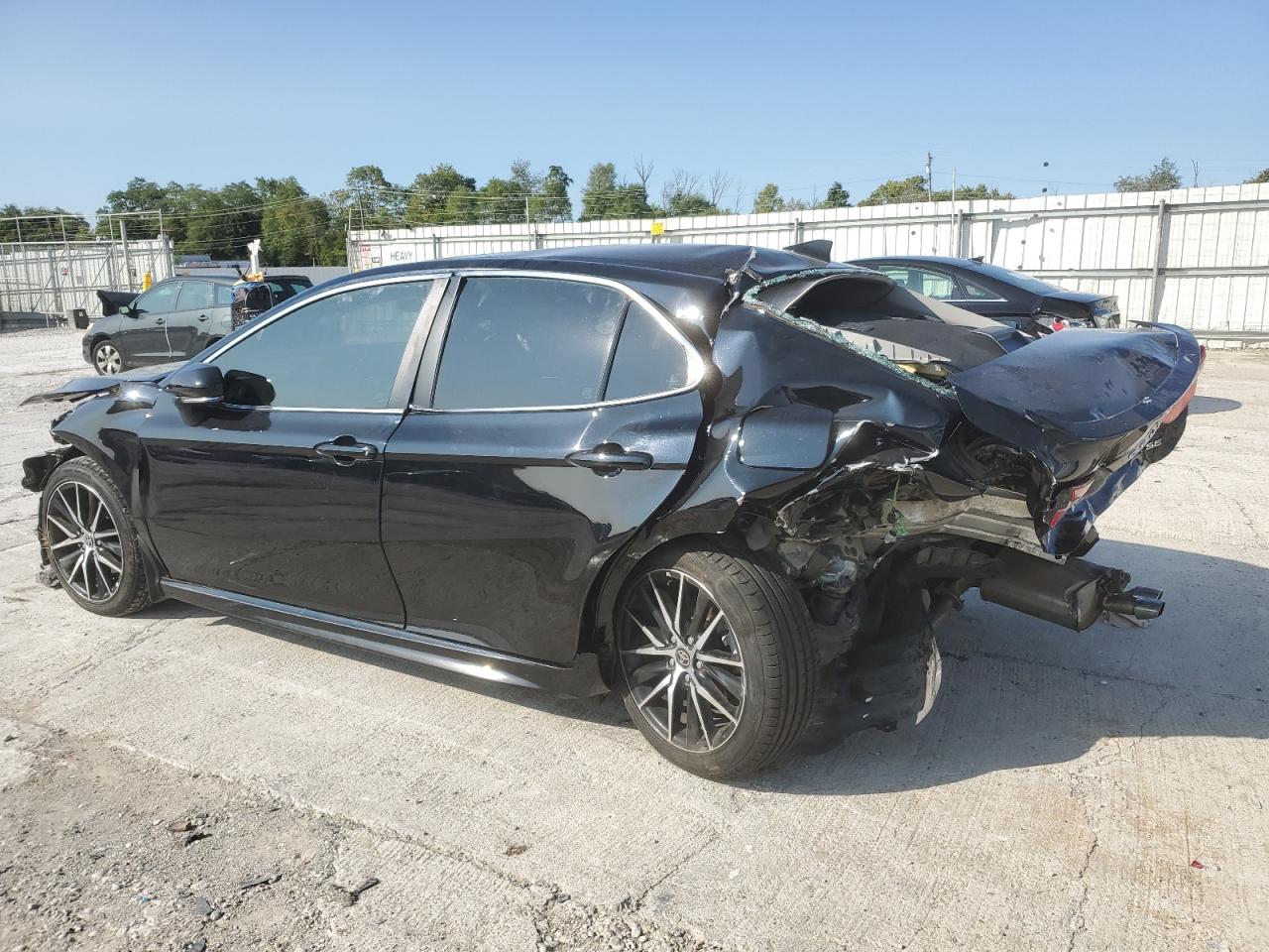 4T1S11AKXRU853874 2024 TOYOTA CAMRY - Image 2