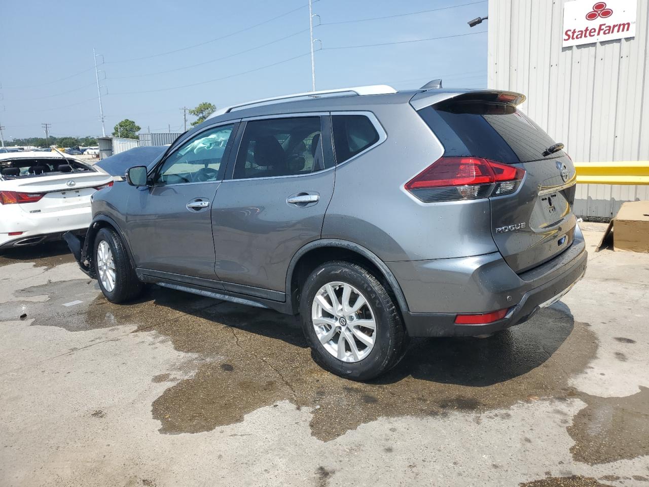 KNMAT2MTXKP504657 2019 NISSAN ROGUE - Image 2