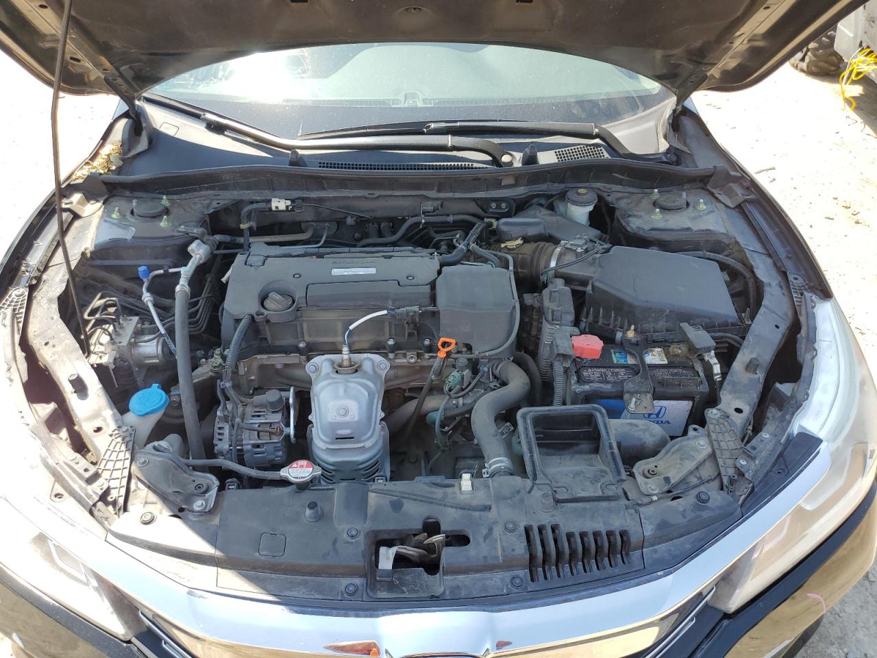 1HGCR2F36HA071565 2017 Honda Accord Lx