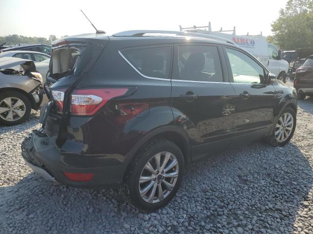  FORD ESCAPE 2017 Czarny