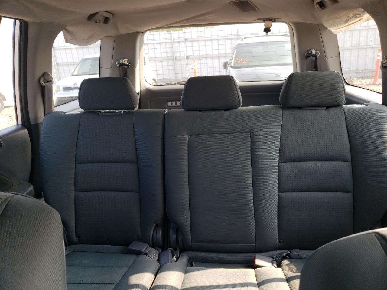 2007 Honda Pilot Lx VIN: 5FNYF18117B005515 Lot: 68360024