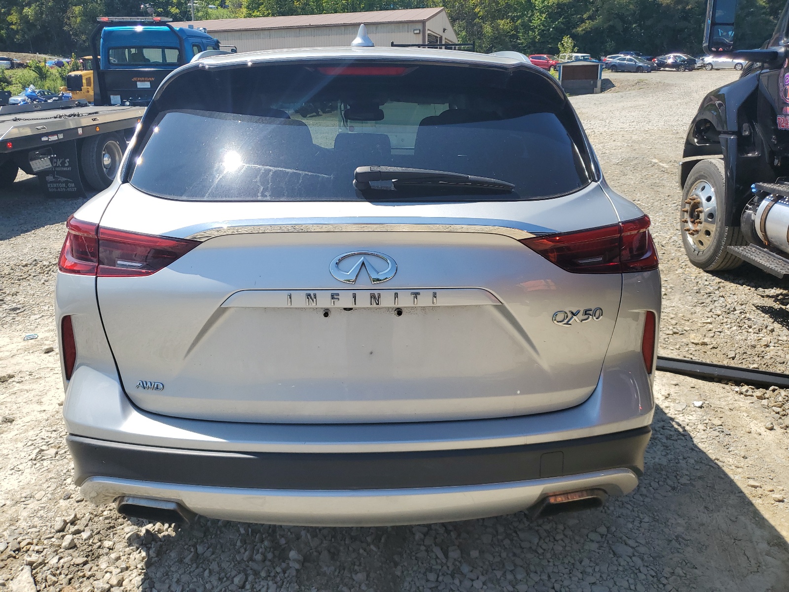 3PCAJ5M37KF135659 2019 Infiniti Qx50 Essential