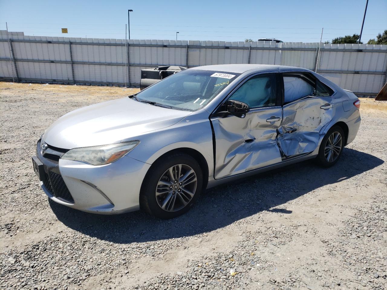 4T1BF1FK7GU119748 2016 TOYOTA CAMRY - Image 1