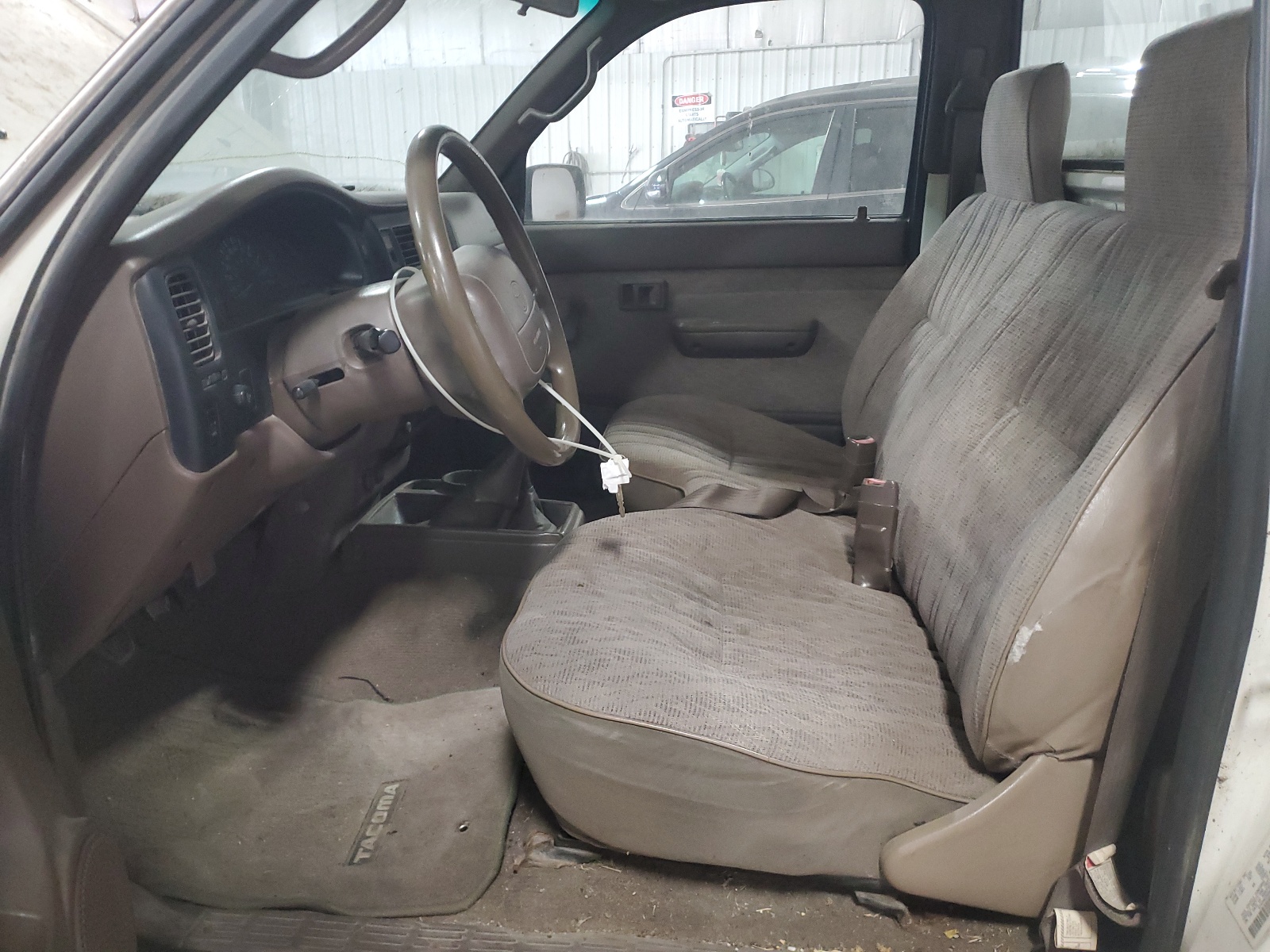 4TAPM62N0WZ084870 1998 Toyota Tacoma