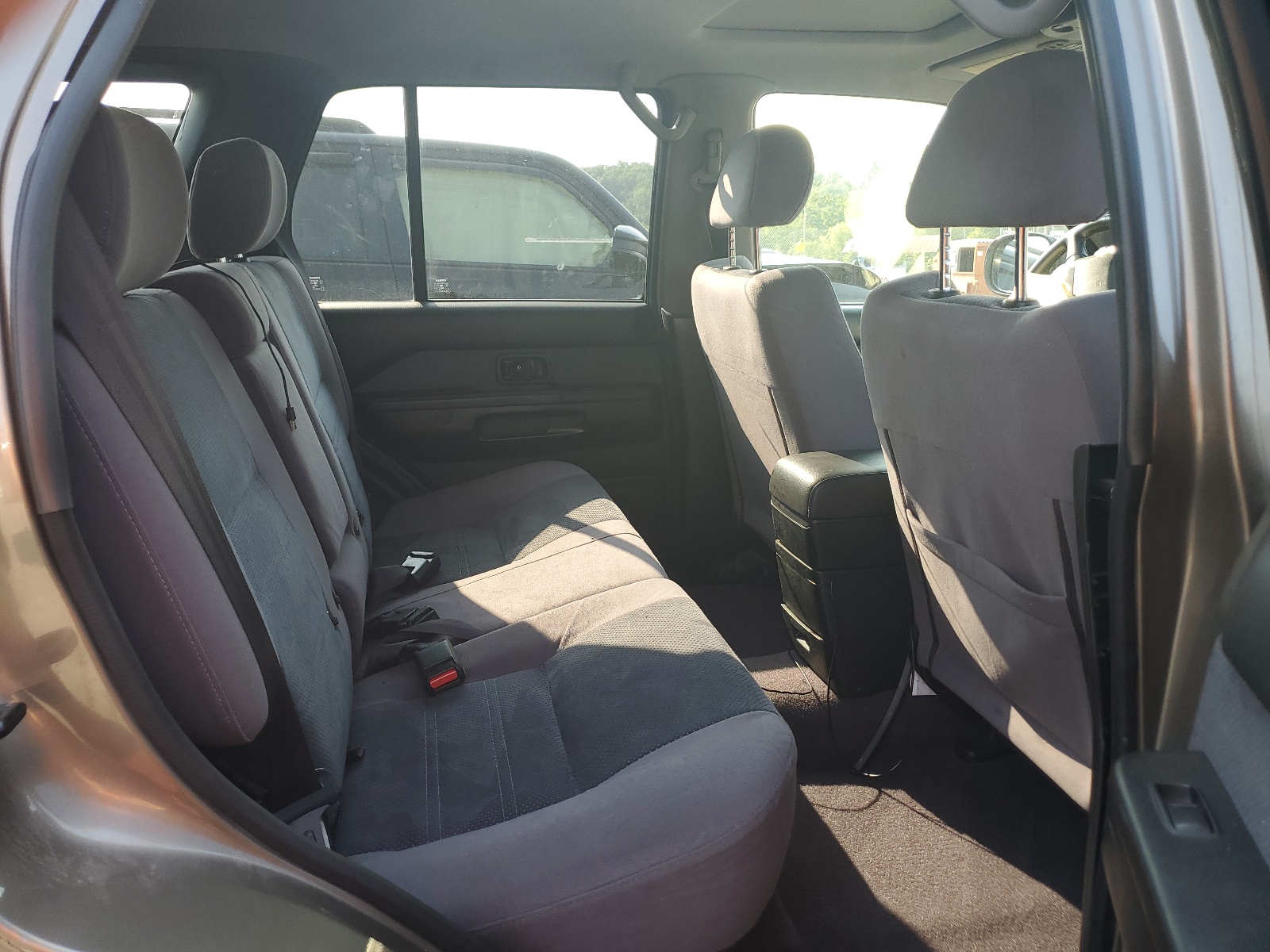 JN8DR09Y61W586075 2001 Nissan Pathfinder Le