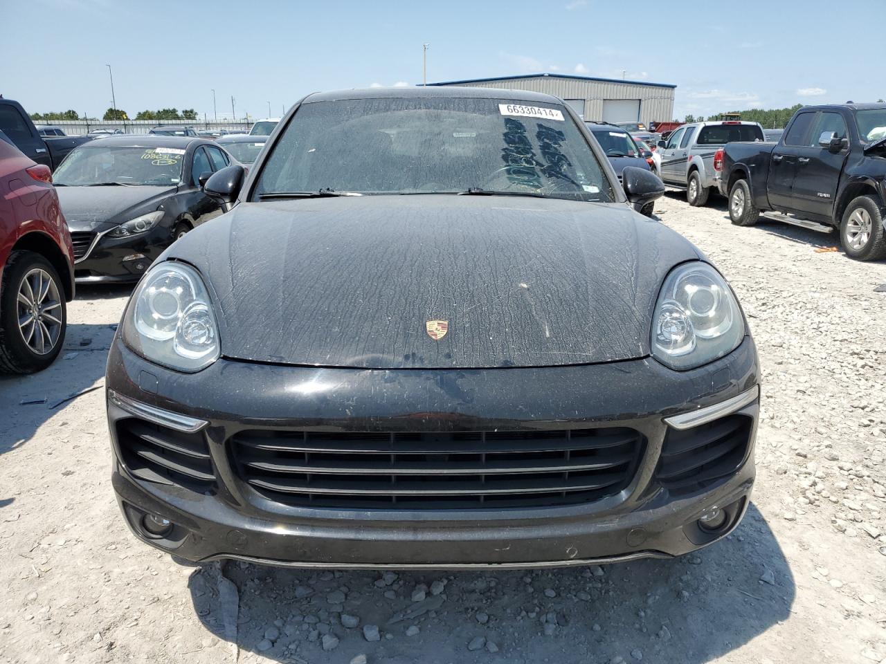 WP1AA2A24JKA02545 2018 Porsche Cayenne