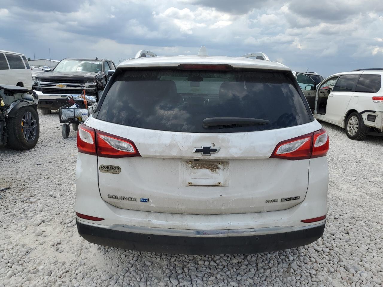 3GNAXXEU0JL166311 2018 Chevrolet Equinox Premier