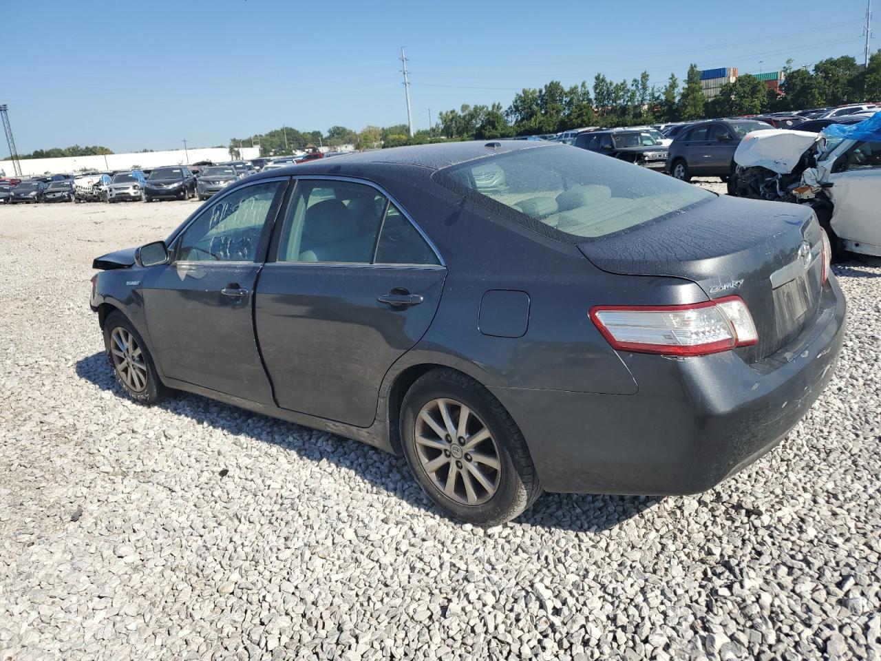 2010 Toyota Camry - Image 2