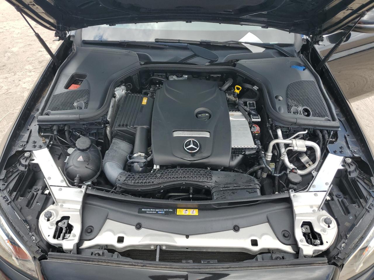 2017 Mercedes-Benz E 300 VIN: WDDZF4JB2HA085402 Lot: 69788574