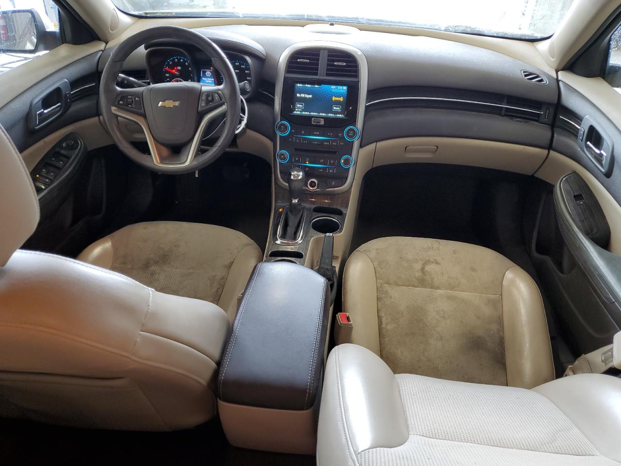 2016 Chevrolet Malibu - Image 8
