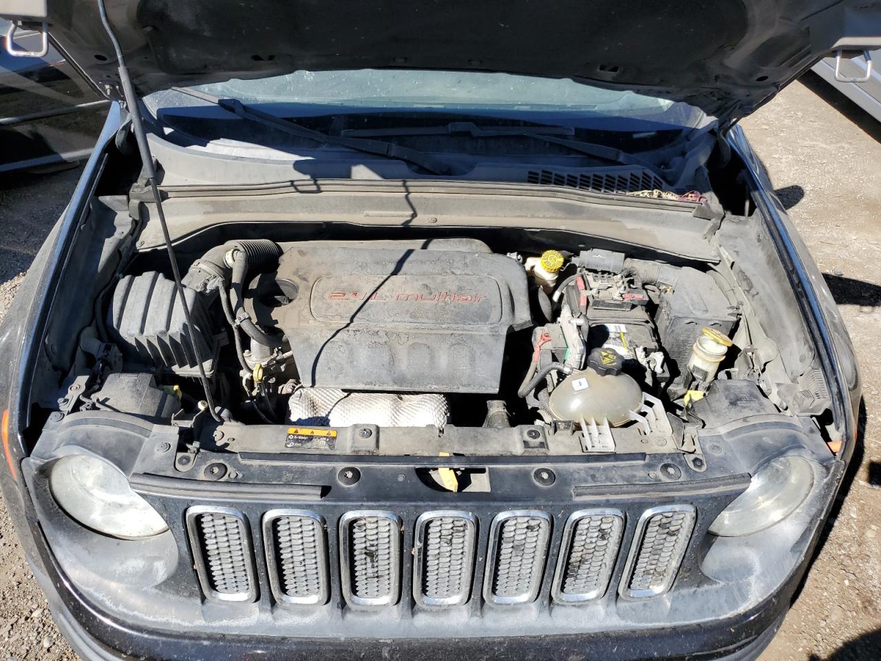 2016 Jeep Renegade Latitude VIN: ZACCJABTXGPD64261 Lot: 68055594