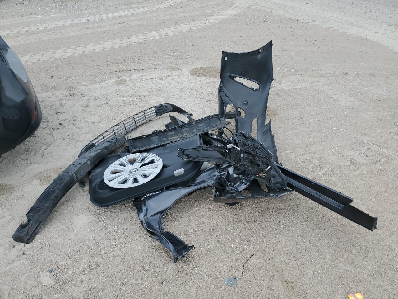 2019 Toyota Prius VIN: JTDKARFUXK3084818 Lot: 69401894