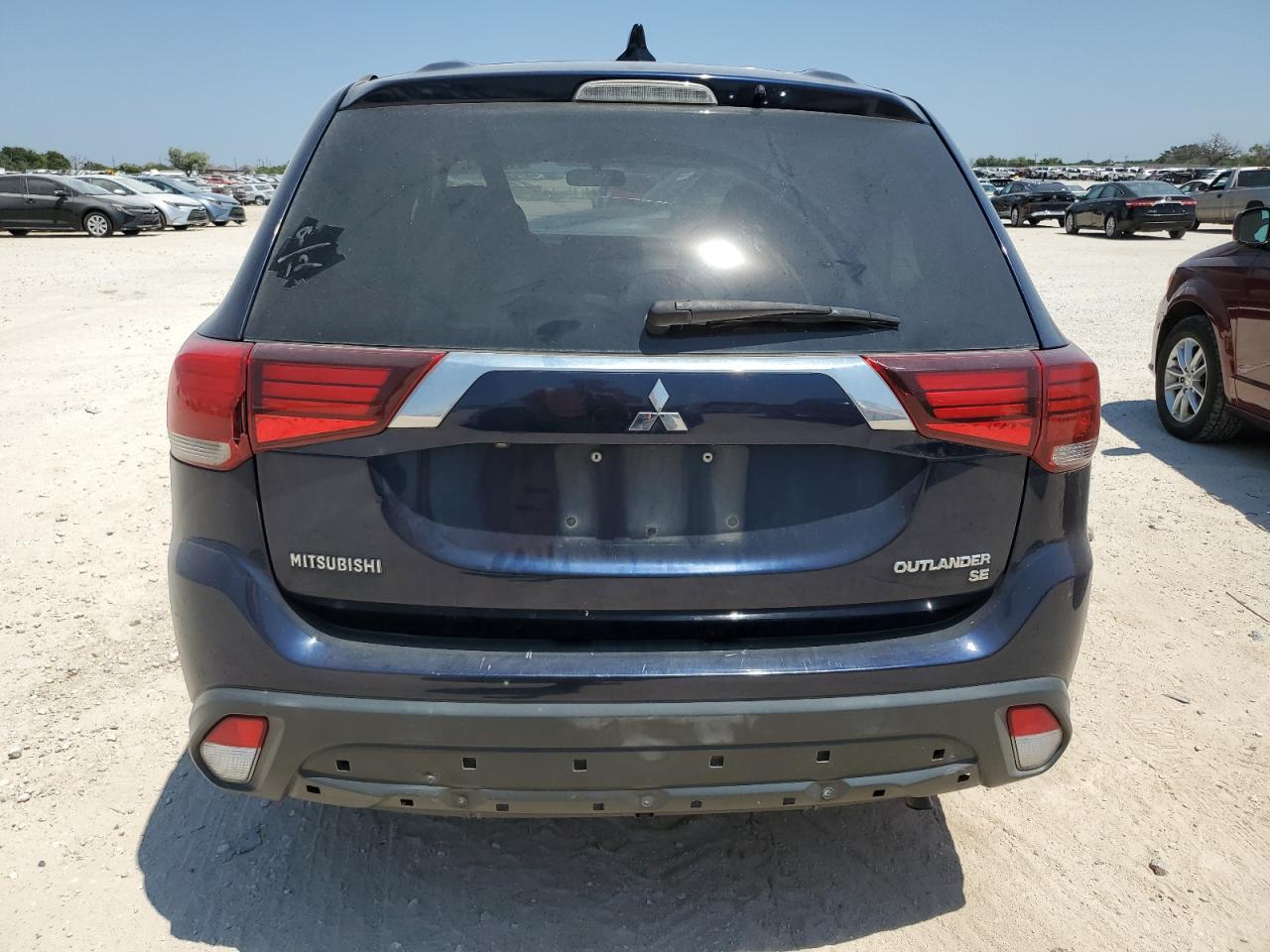 JA4AD3A33KZ049222 2019 Mitsubishi Outlander Se