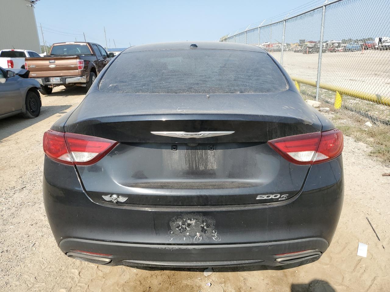 1C3CCCBB2GN130612 2016 Chrysler 200 S