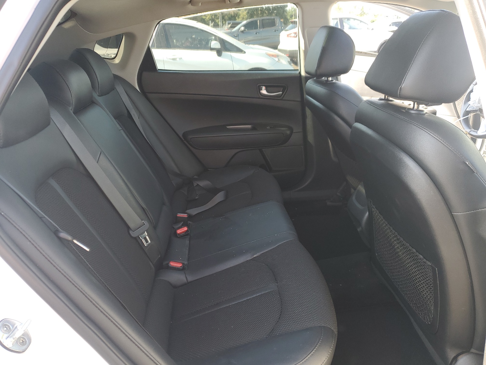 5XXGT4L34KG349523 2019 Kia Optima Lx