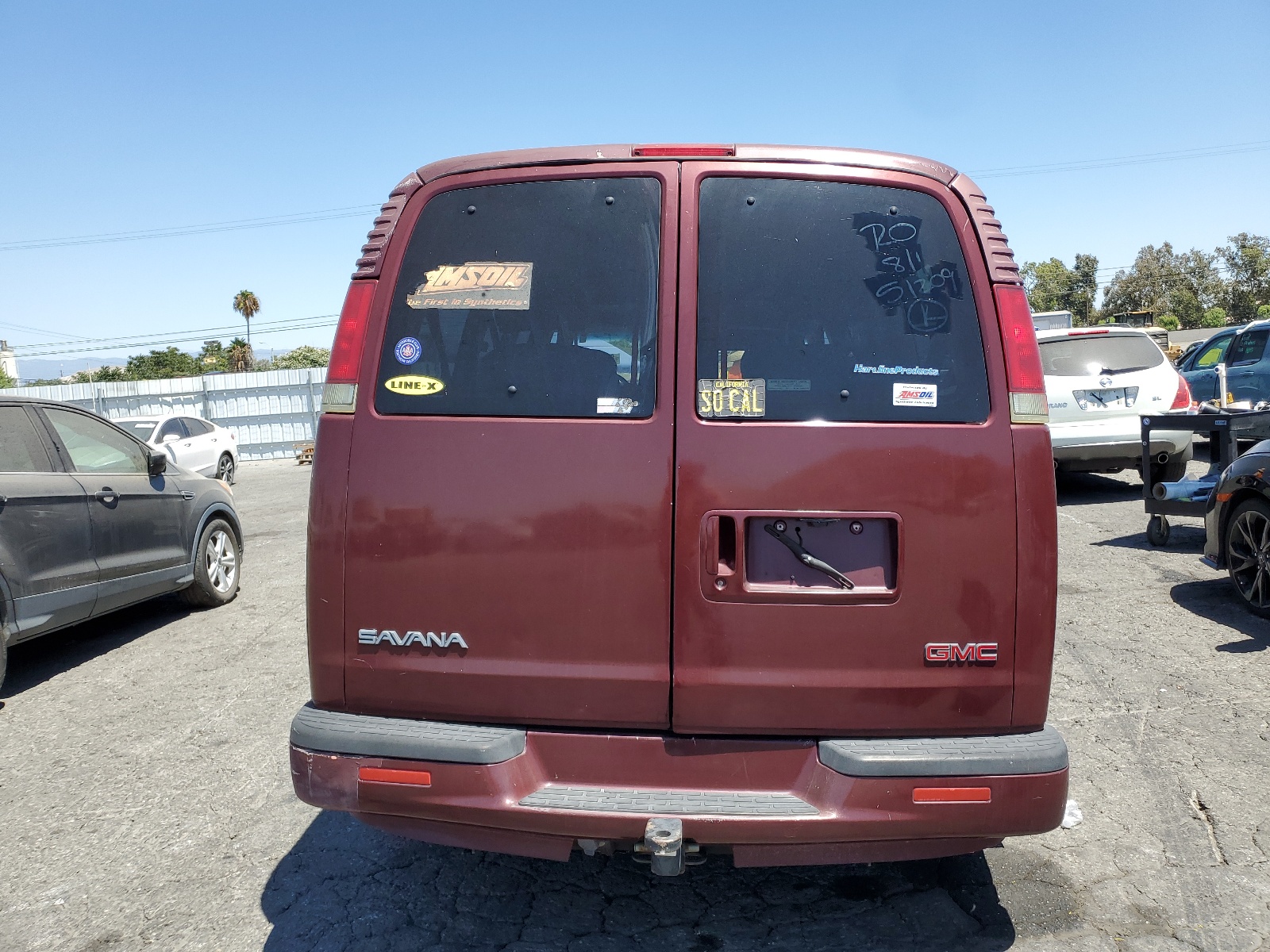 1GKFG65R811221569 2001 GMC Savana G1500 Luxury