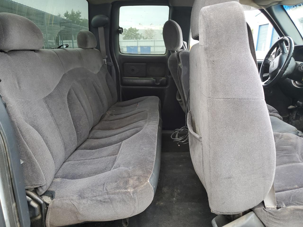 2002 GMC New Sierra C1500 VIN: 2GTEC19V421111076 Lot: 68361784