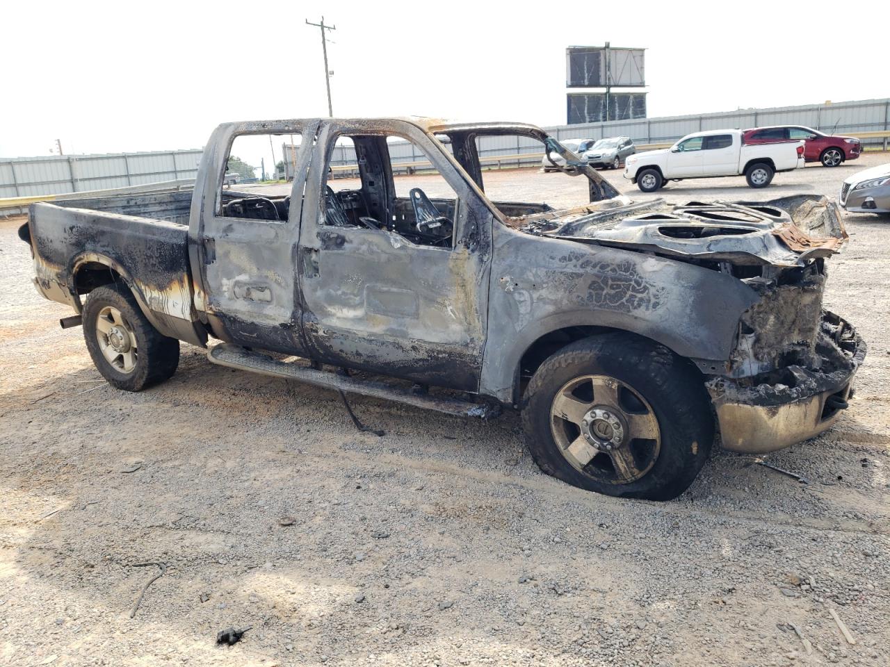 2006 Ford F250 - Image 4