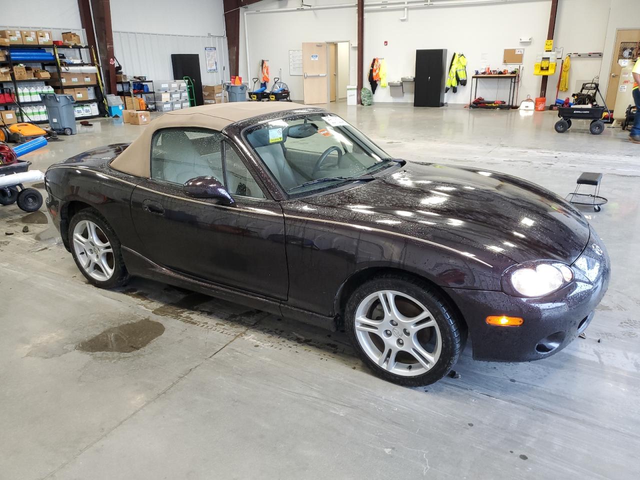 2005 Mazda Mx-5 Miata Base VIN: JM1NB353350410710 Lot: 65535324