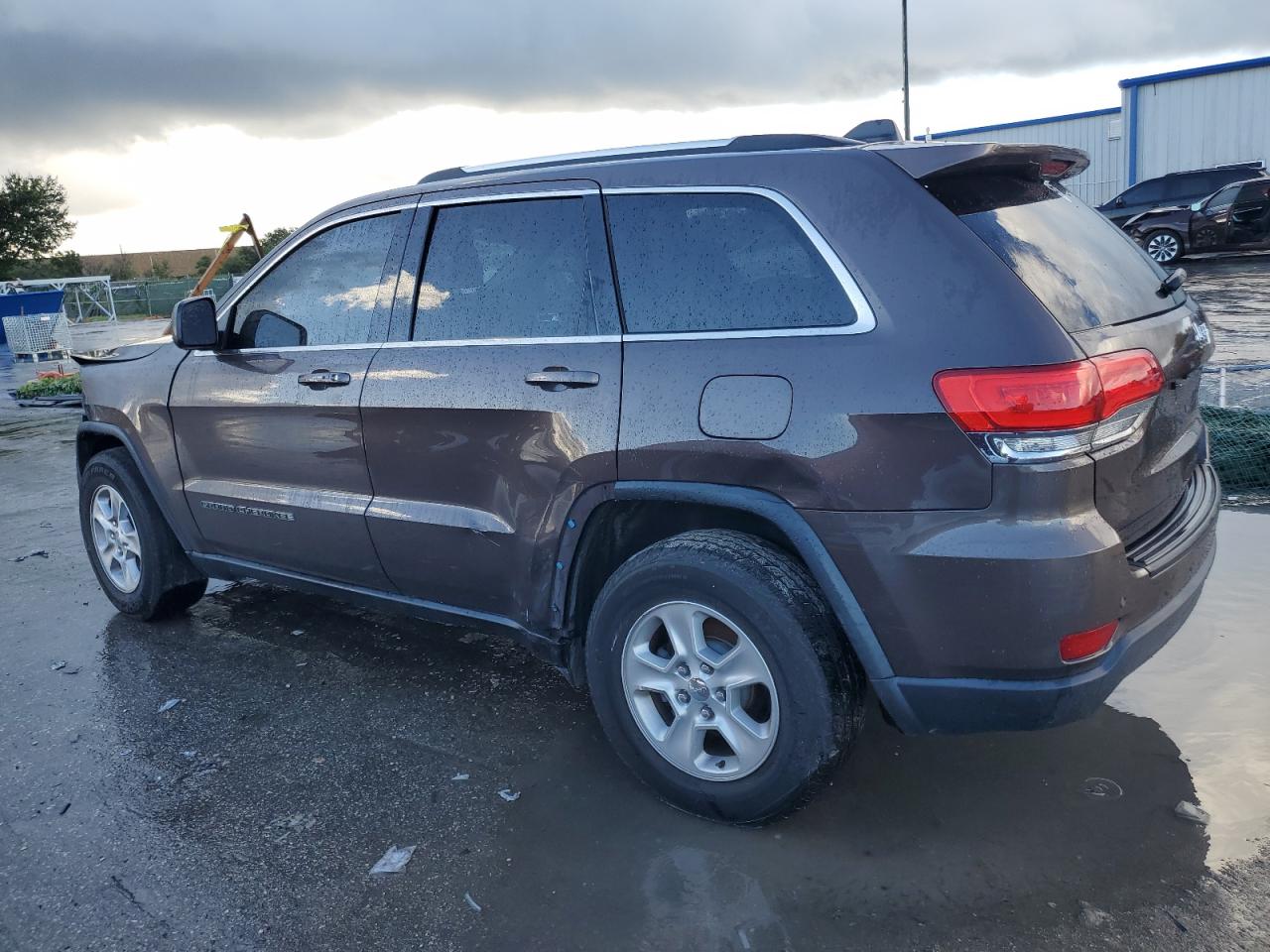 1C4RJEAGXHC916188 2017 JEEP GRAND CHEROKEE - Image 2