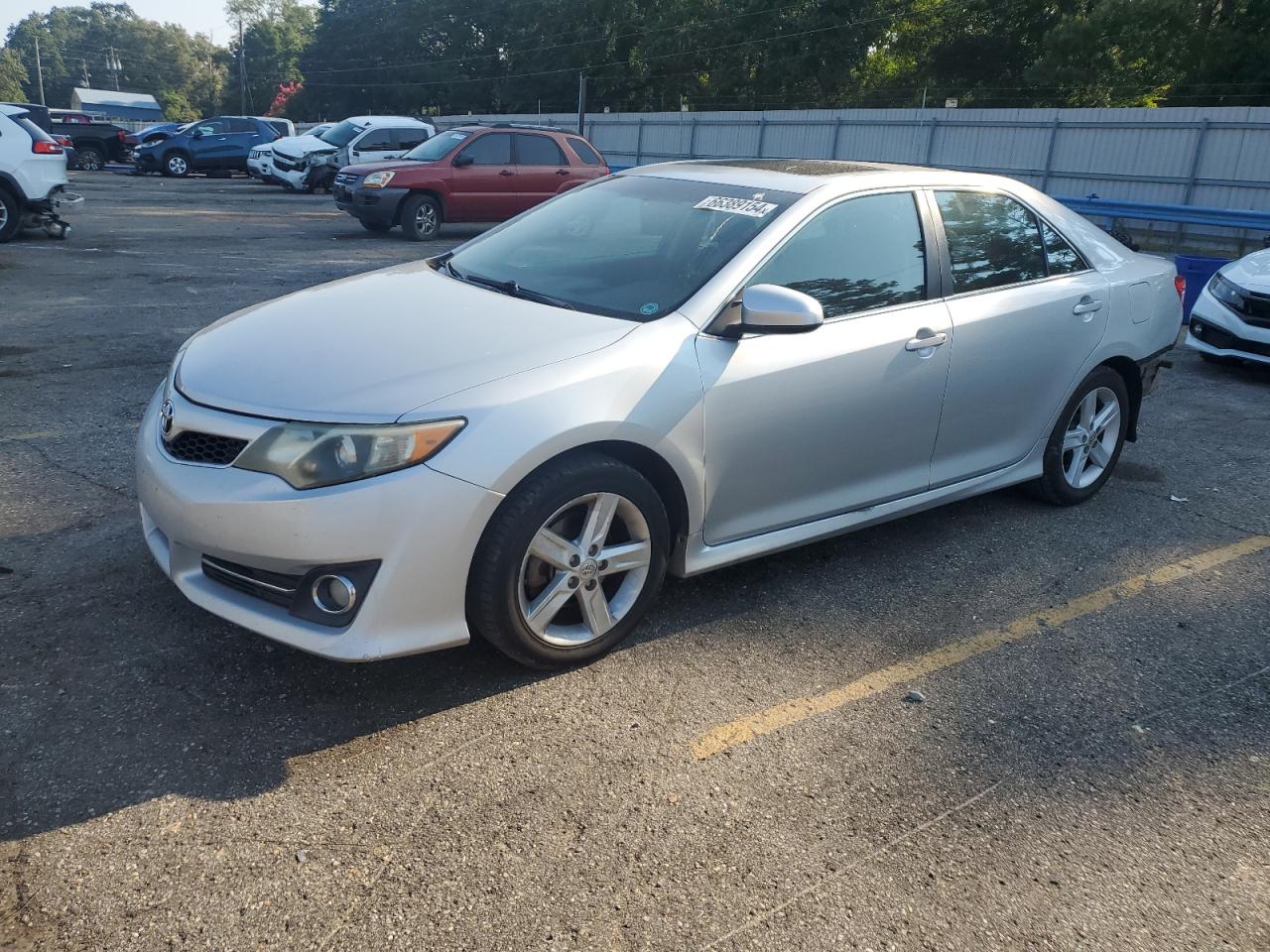 2013 Toyota Camry L იყიდება Eight Mile-ში, AL - Rear End
