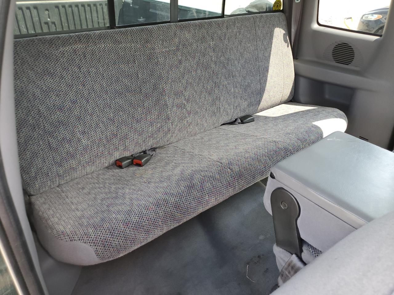 2001 Dodge RAM - Image 10