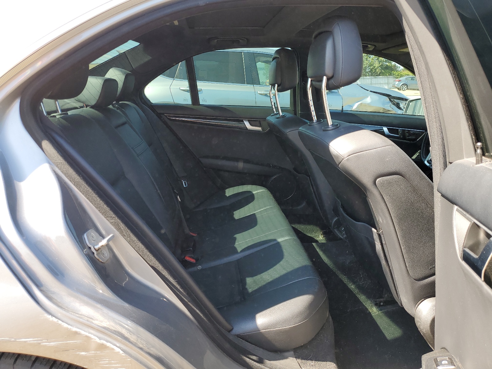 WDDGF8JB0CA701752 2012 Mercedes-Benz C 350 4Matic