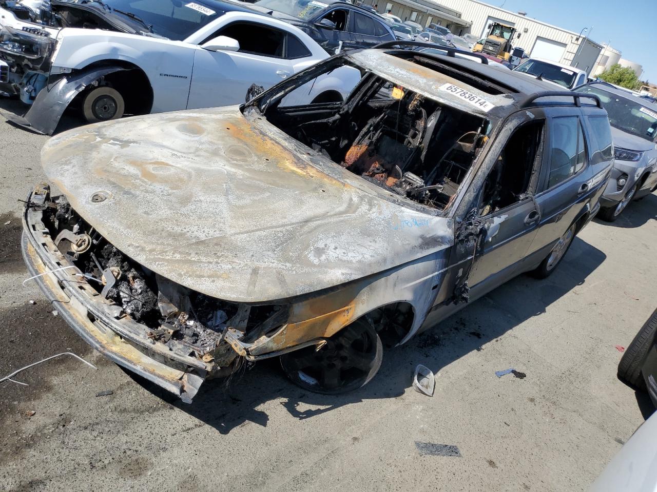 2001 Saab 9-5 იყიდება Martinez-ში, CA - Burn