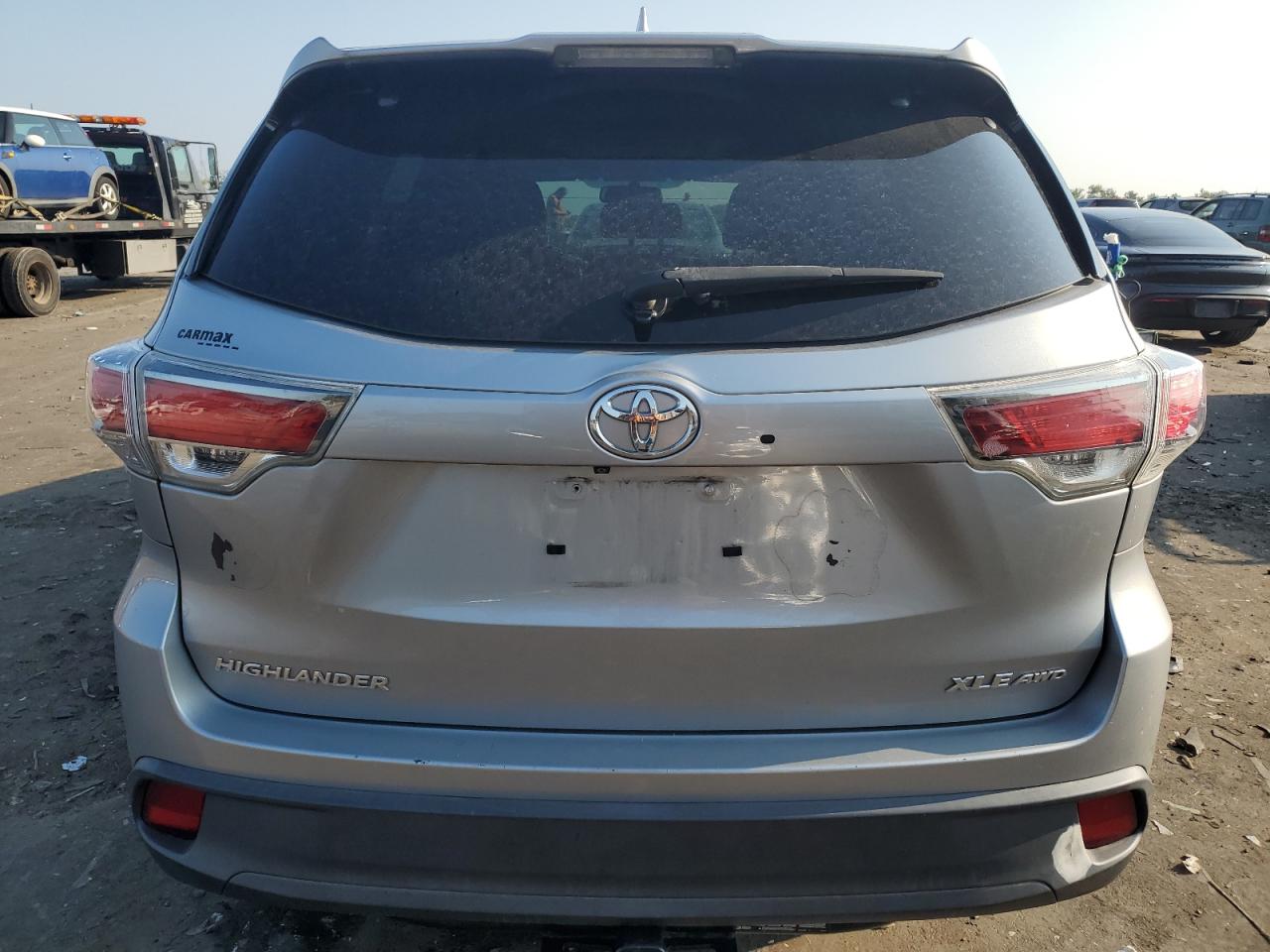 5TDJKRFH0FS145044 2015 Toyota Highlander Xle