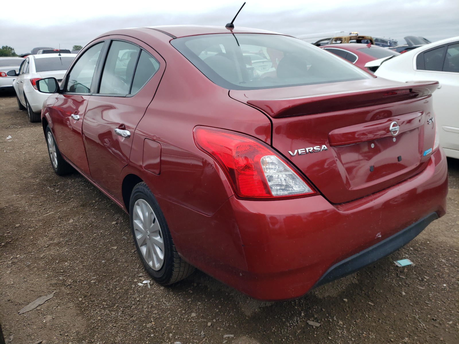 2016 Nissan Versa S vin: 3N1CN7AP4GL819645