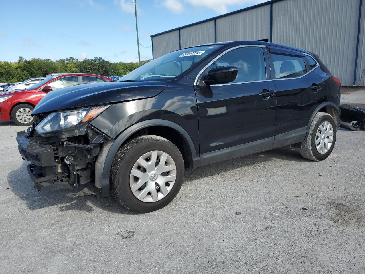 JN1BJ1CP1JW154156 2018 NISSAN ROGUE - Image 1